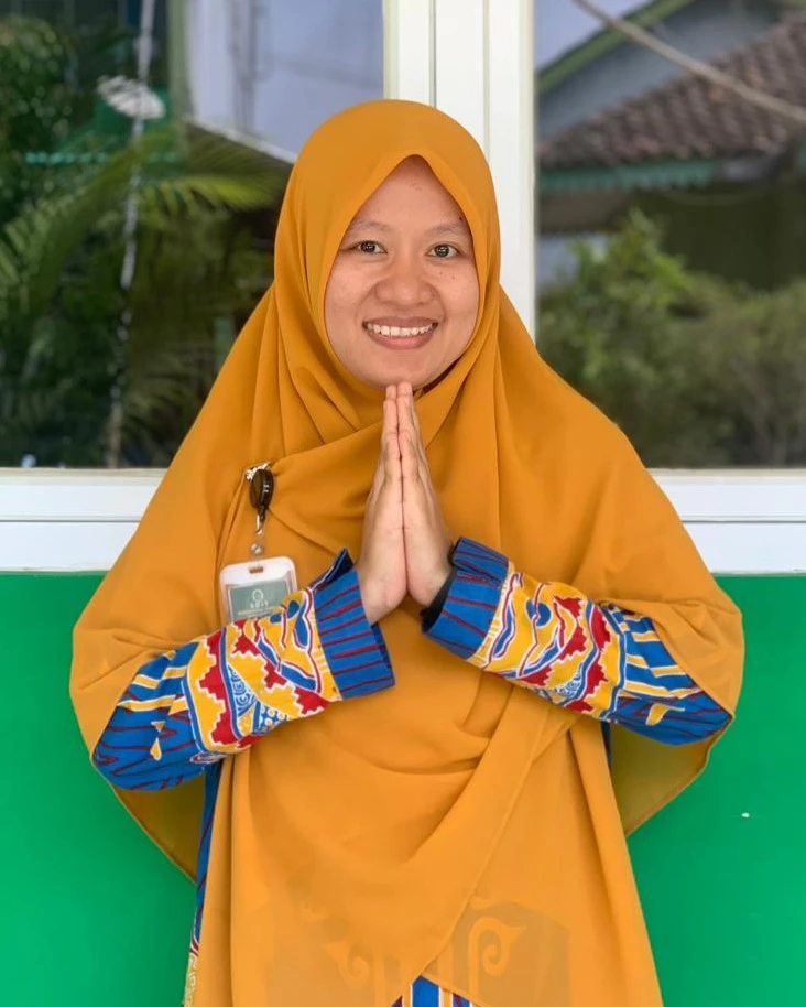 Mutia Retno Maharti, S.Pd